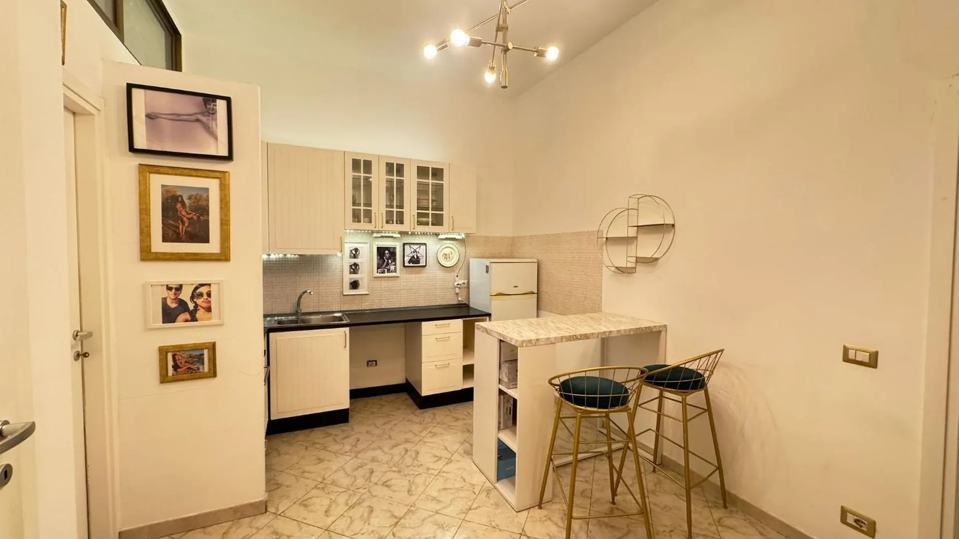 Vita Nova House Rome 0*,